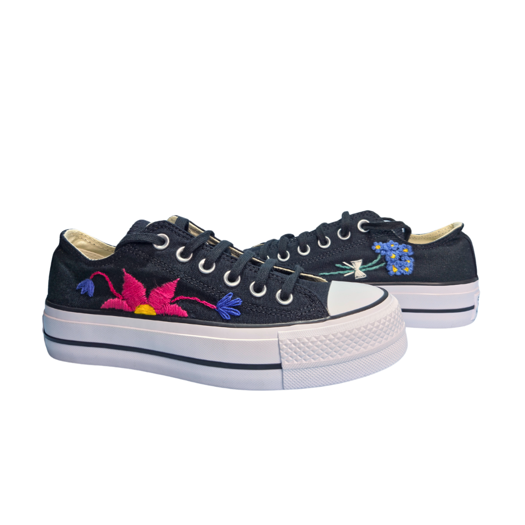 Sneakers Platform nere ricamo "Campi in fiore"