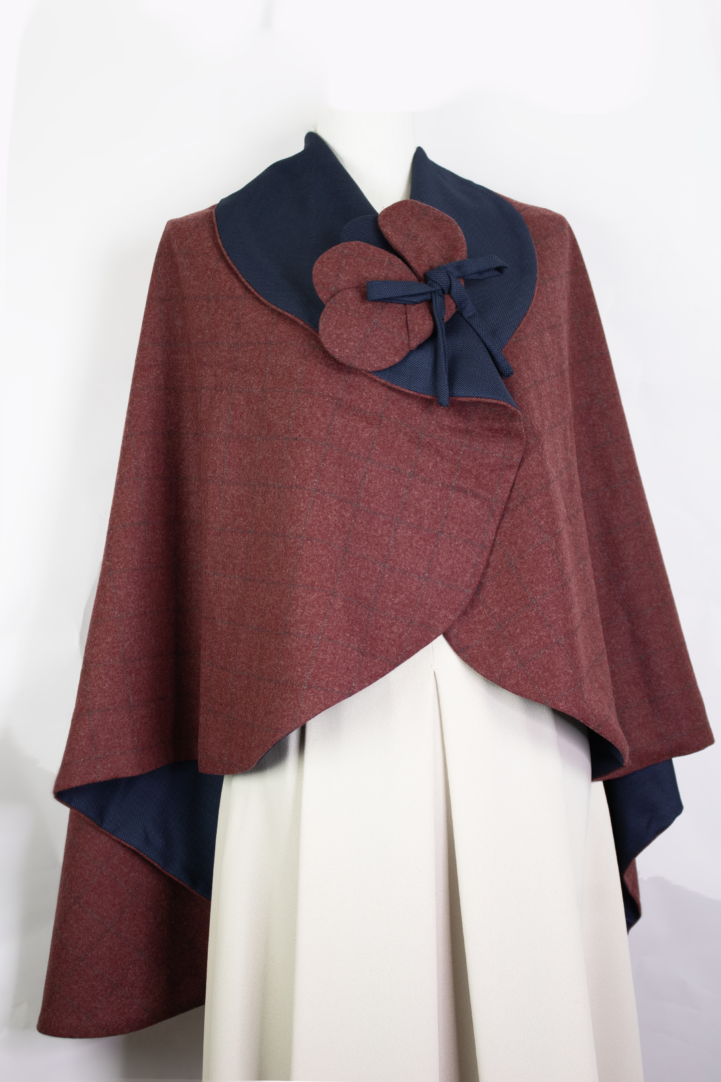 Mantò - checked bordeaux e puntinato blu