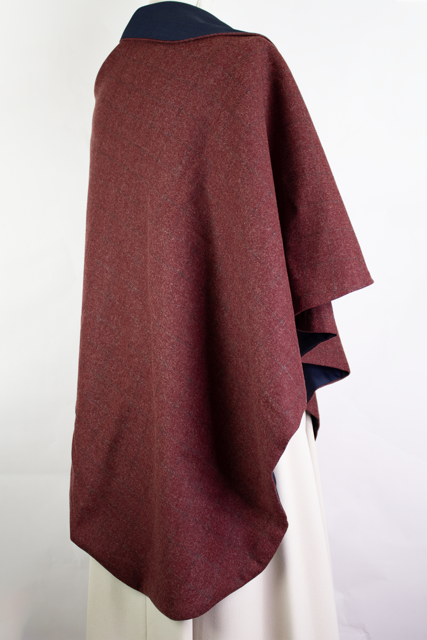 Mantò - checked bordeaux e puntinato blu
