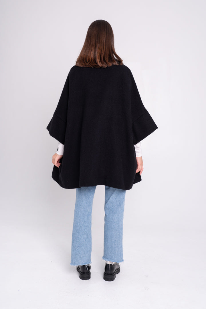 Calù • Cappotto in lana, seta e ortica nero PRE-ORDINE