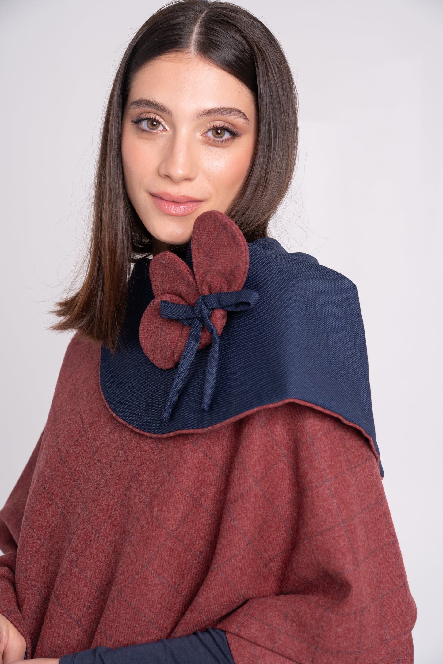Mantò - checked bordeaux e puntinato blu