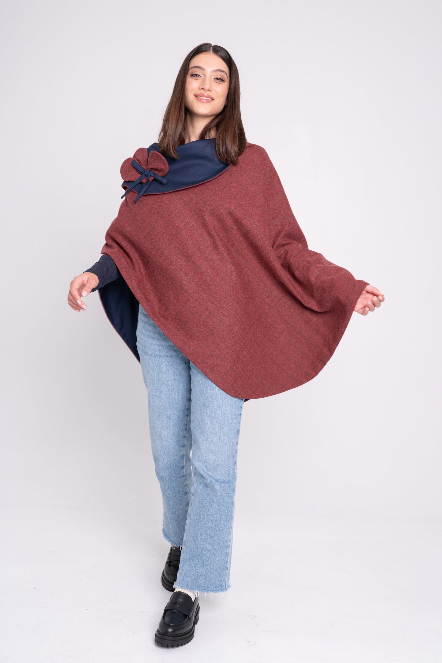 Mantò - checked bordeaux e puntinato blu