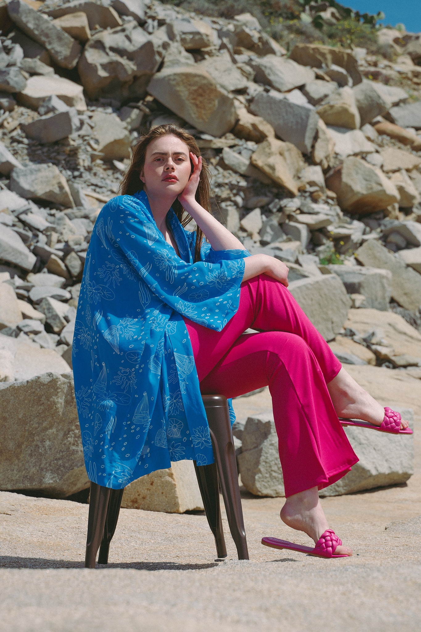 Kimono rissoli con collo sciallato azzurro con fantasia bianca