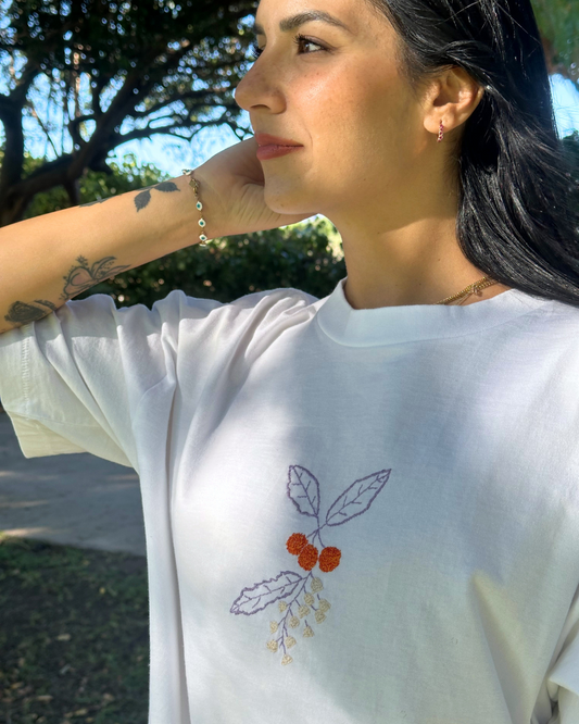 T-shirt Ricamo Corbezzolo