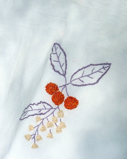 T-shirt Ricamo Corbezzolo