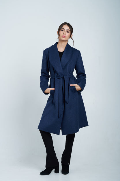 Pre-order Rosè • Cappotto in lana e cachemire blu notte con cinta - Prezzo in store