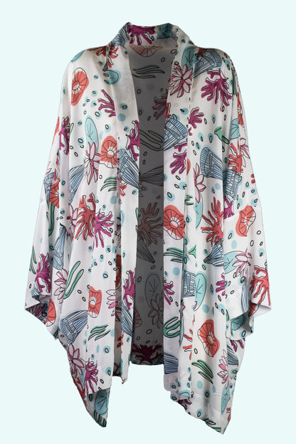 Kimono rissoli con collo sciallato bianco con fantasia coralli multicolore